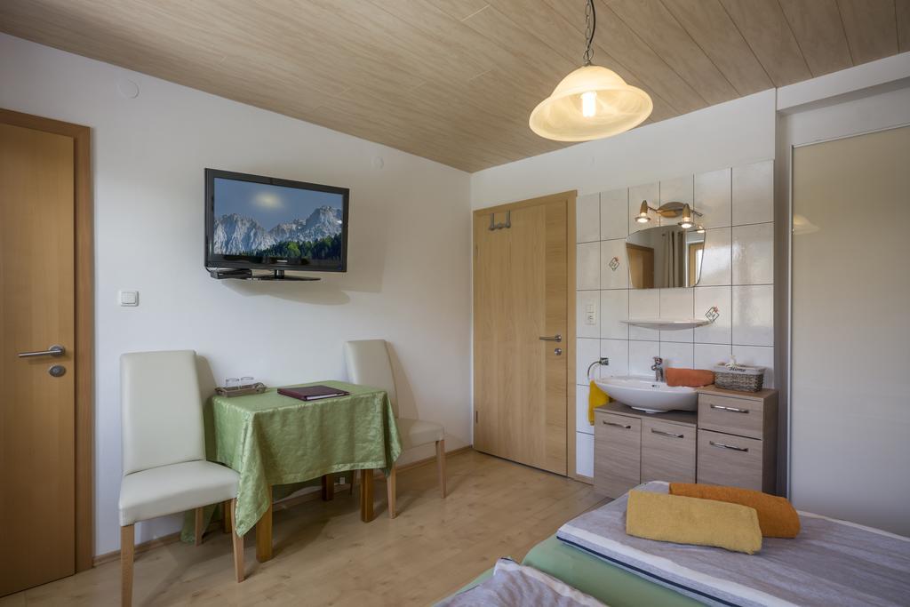 Haus Enzian Hotell Thiersee Eksteriør bilde